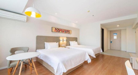 Hanting Hotel Dalian Economic and Technological Zone Wanda Plaza, Jinzhou, China