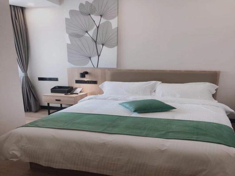 GEM Hotel Bozhou College, Bozhou, China