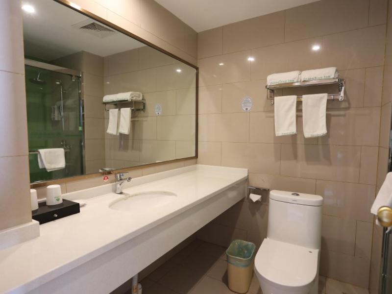 GreenTree Inn Suzhou Caohu Industrial Park Express Hotel, Suzhou, China