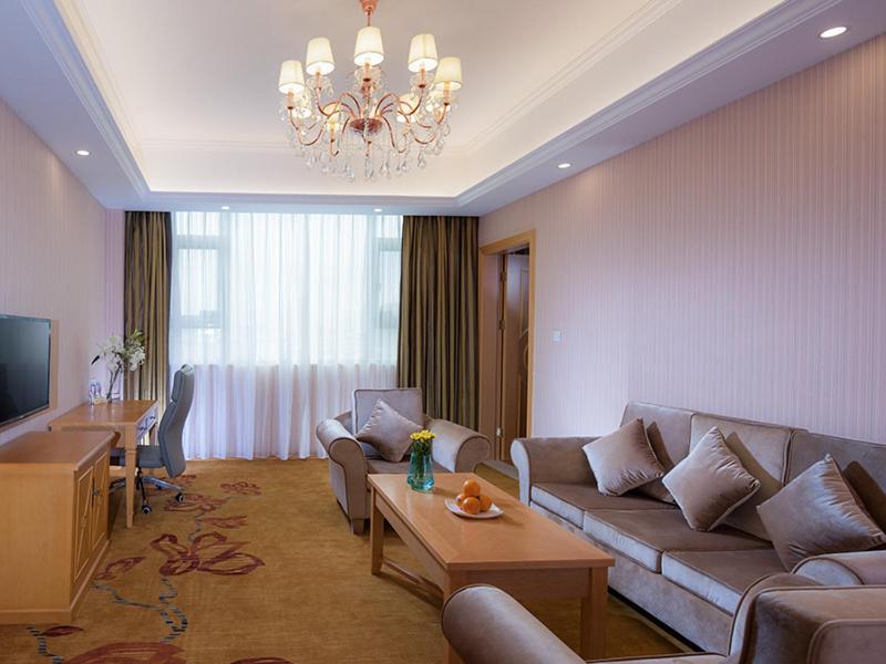 Vienna Hotel Guangzhou Conghua Jiangpu East Huanshi Road, Guancun, China
