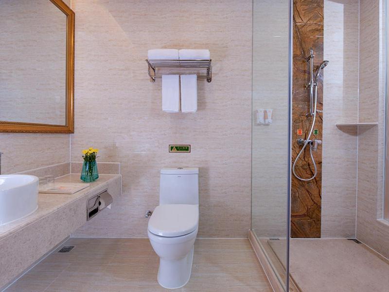 Vienna Hotel Guangzhou Conghua Jiangpu East Huanshi Road, Guancun, China