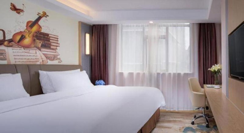 Vienna Hotel Nanning Beihu Metro Station, Nanning, China