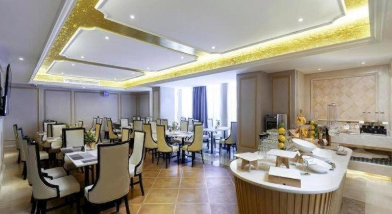 Vienna Hotel Jiangxi Shangrao High-Speed Railway Station, Shangrao, China