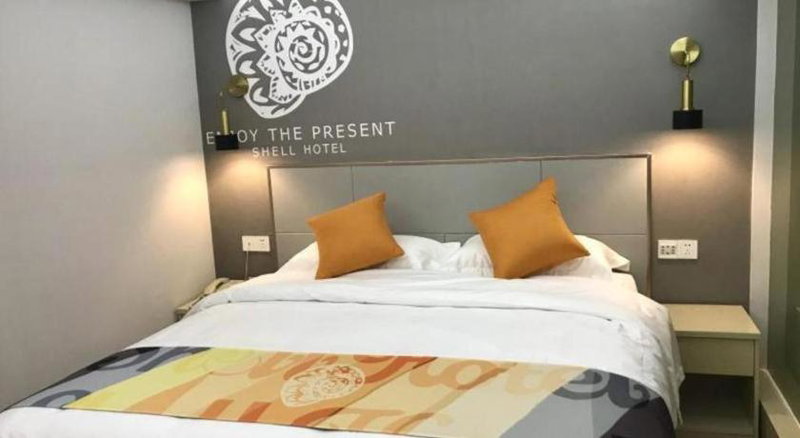 Shell Hotel Shanghai Minhang District Wenjing Road Metro Station, Shanghai, China