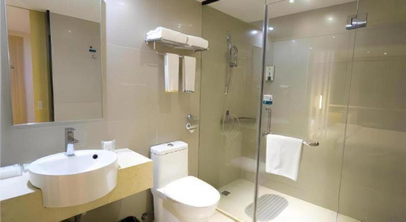 City Comfort Inn Qingyuan Yingde Weiduoli Square, Yingde, China