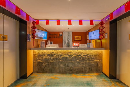 Chengdu Cosy Inn is 20 minutes away from Kuanzhai Alley and 30 minutes away from Shuangliu Airport, Chengdu, China