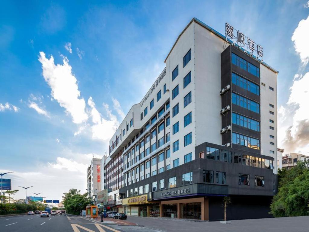 Hotel · Lavande Hotel Chaozhou Fortune Center Lin Street, Fengxi
