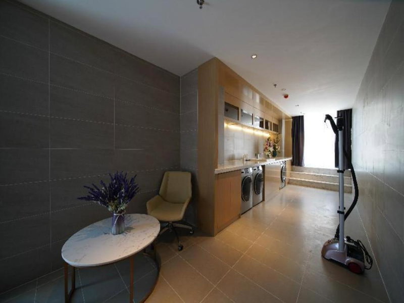 Lavande Hotel Anshan City Center, Anshan, China