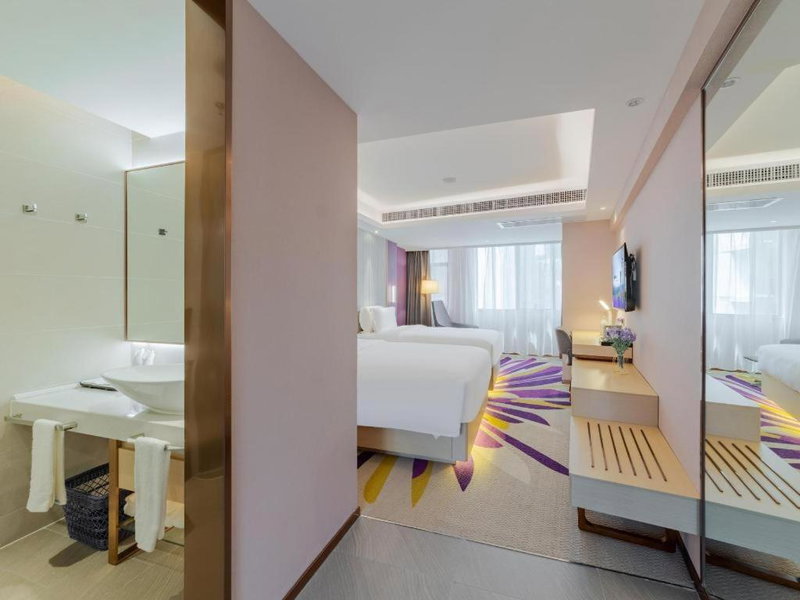 Lavande Hotel Shenzhen Bay Houhai Avenue, Shenzhen, China