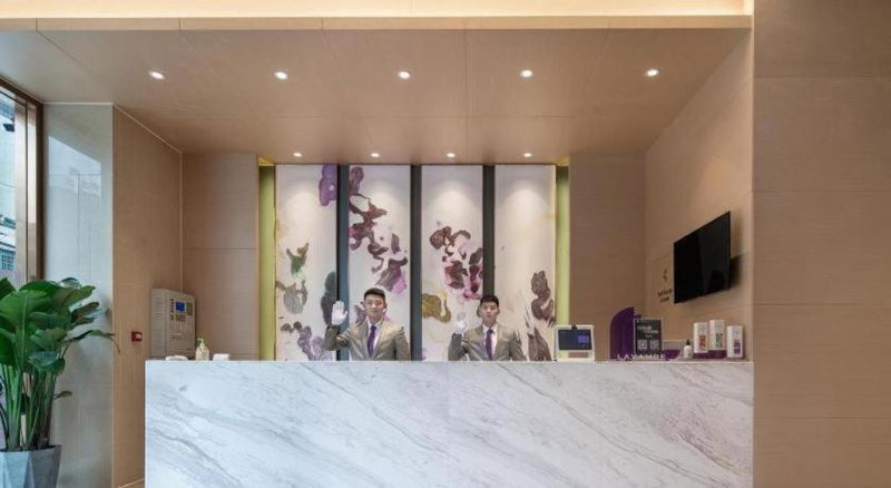 Lavande Hotel Duyun Dashizi Wenfeng Park, Duyun, China