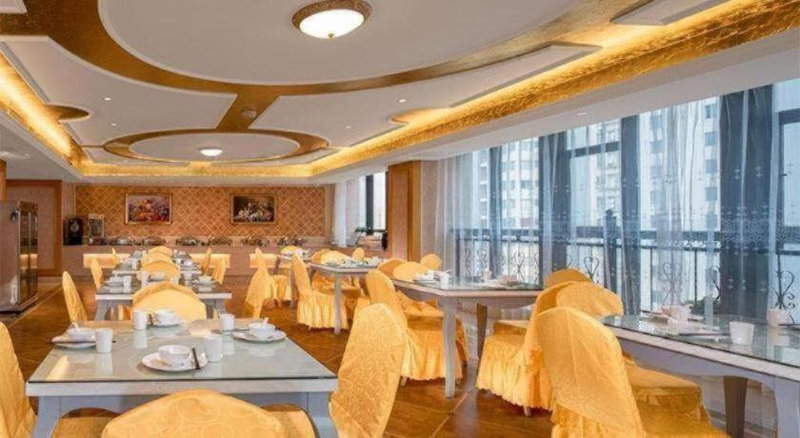 Vienna Hotel Jiangxi Jiujiang Happy City, Jiujiang, China