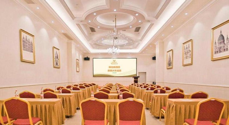 Vienna Hotel Hubei Enshi Railway Station, Enshi, China