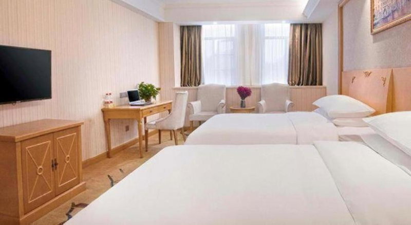 Vienna Hotel Hubei Enshi Railway Station, Enshi, China