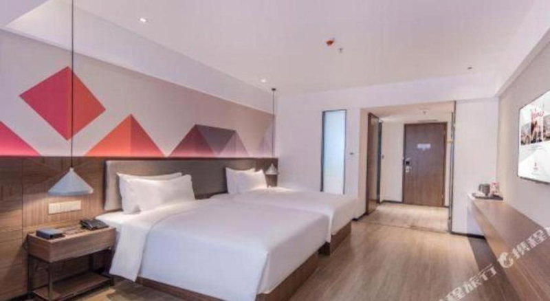 Borrman Hotel Hezhou High Speed Railway Station Guangming Avenue, Hezhou, China