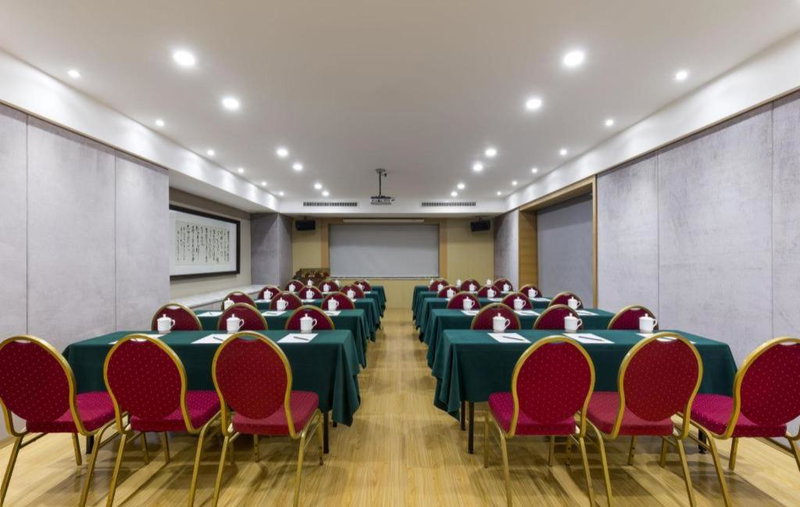 Zixin Four Seasons Hotel, Gutang, China