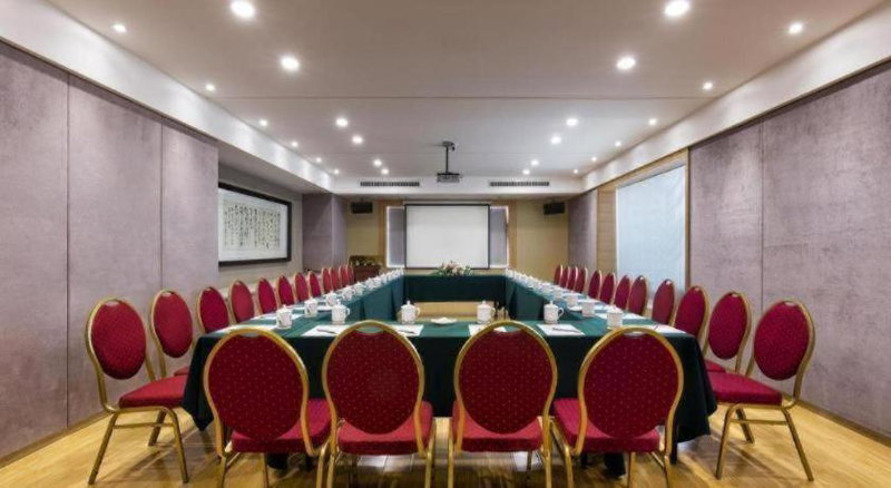Zixin Four Seasons Hotel, Gutang, China