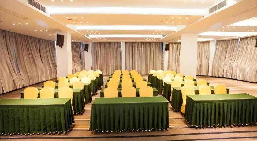 City Comfort Inn Zhanjiang Seaside Park Guanhai Corridor, China