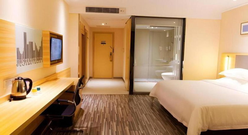City Comfort Inn Zhanjiang Seaside Park Guanhai Corridor, Zhanjiang, China