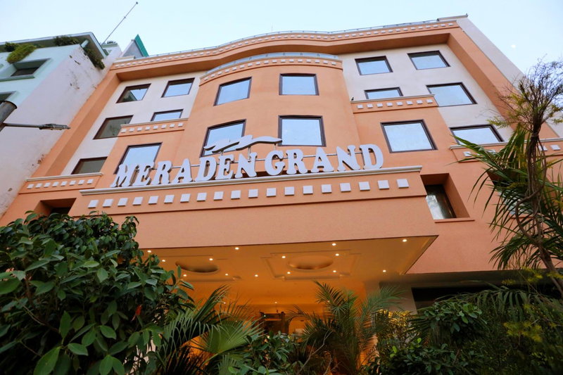 Hotel Meraden Grand, Varanasi, India