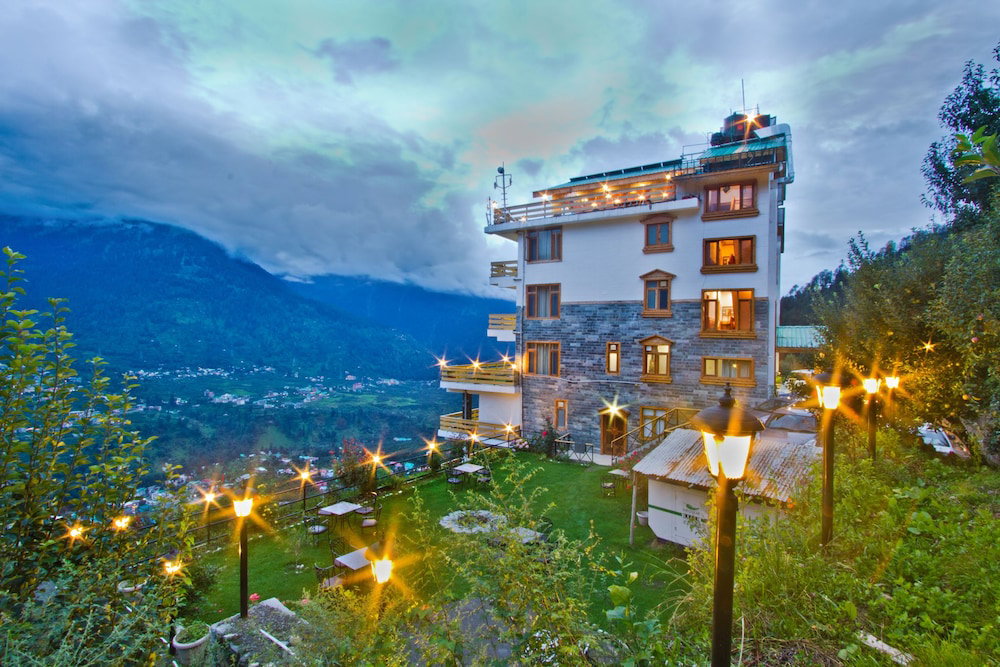 Hotel · Vivaan The Sunrise Resort, Manali
