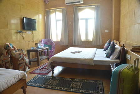 Wonbin Safari Hotel, Jaisalmer, India