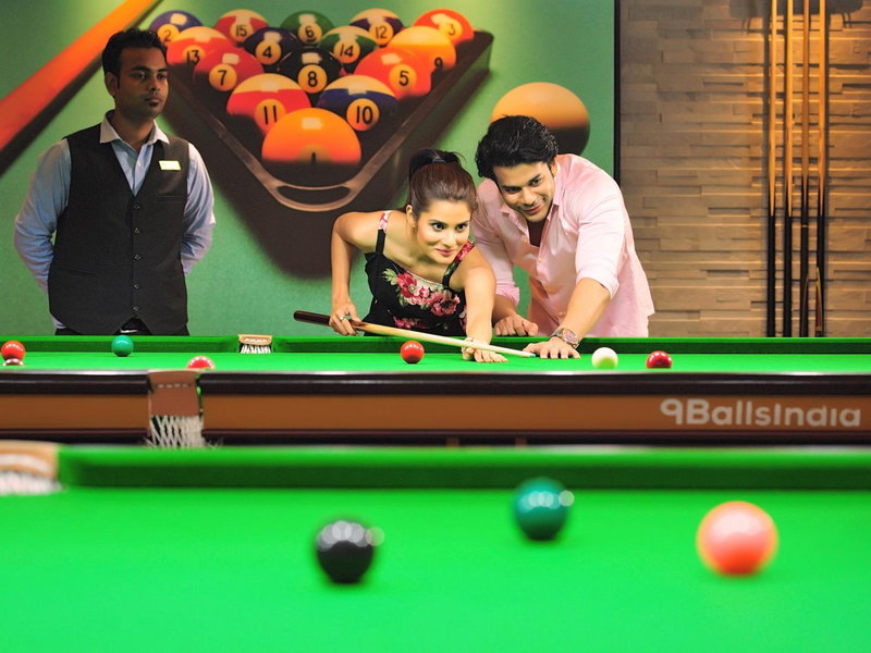 Seven Eleven Hotels and Club, Bhayandar, India
