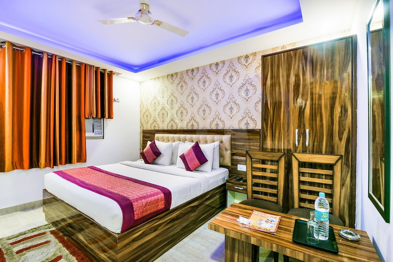 Hotel Pearl Mahipalpur Delhi Airport, New Delhi, India