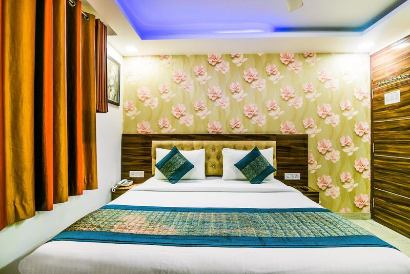 Hotel Pearl Mahipalpur Delhi Airport, New Delhi, India