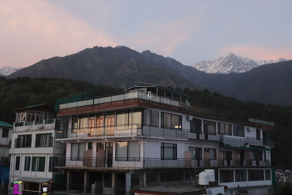 Hotel Buddha's Abode- Best Hotel in McleodGanj Main Market, India