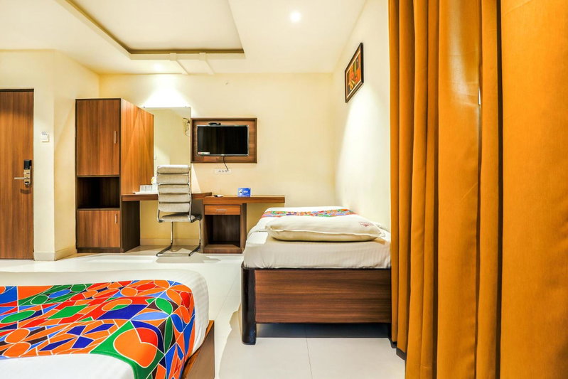 FabHotel Rr Grand - Next To Trendset Mall, Vijayawāda, India
