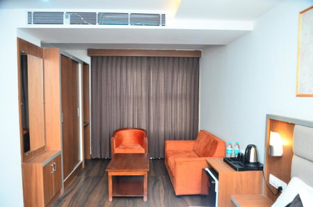 Hotel Eyrie Nest Bangalore, Bangalore, India
