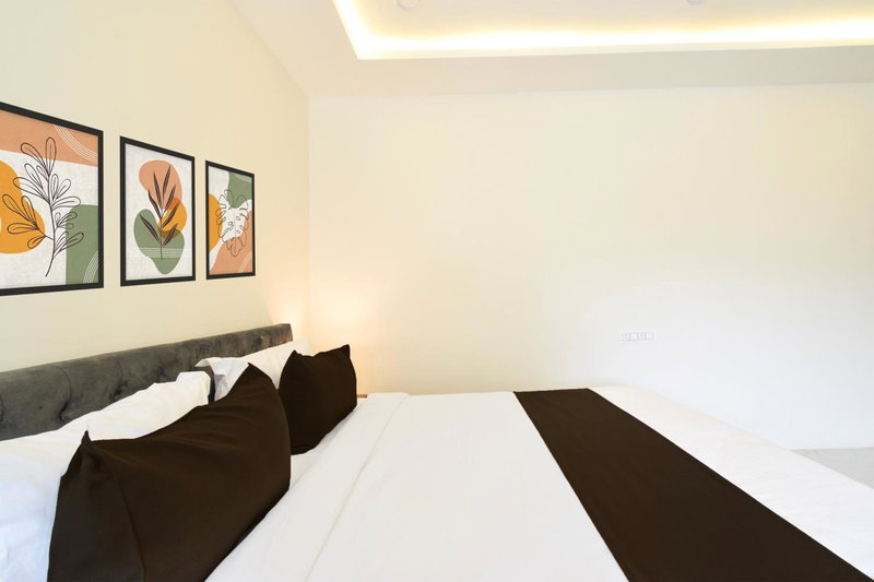 FabHotel SSR Ikon Suites - Nr Hyderabad Central University, Kondapur, Hyderabad, India