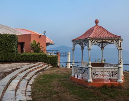 SaffronStays Aurelia, Panchgani - Balinese villa with breathtaking valley views, Panchgani, India