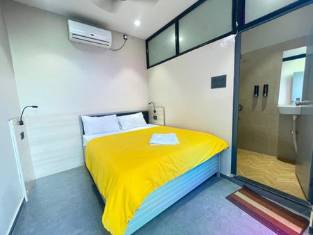 Coliwo Trois Hostel - Kharadi, Pune, India