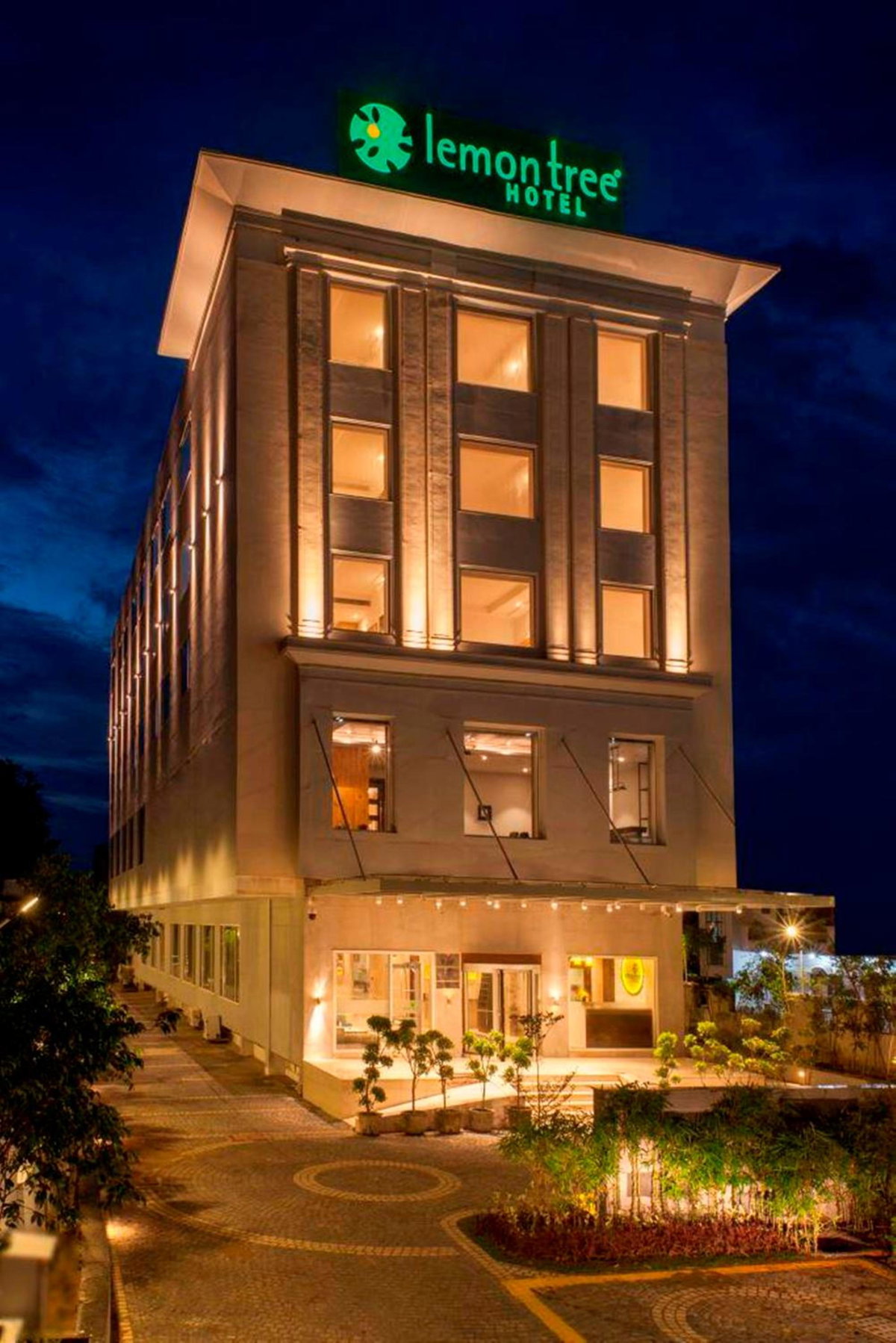 Lemon Tree Hotel Lucknow Airport, India
