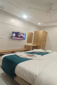 Hotel Shree Sai Dham Near New Delhi Railway Station, Paharganj, New Delhi, India