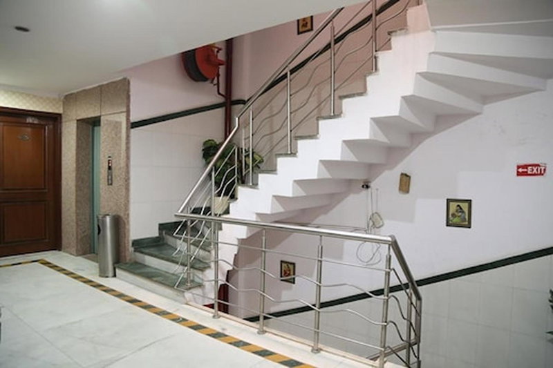 Hotel Shree Sai Dham Near New Delhi Railway Station, Paharganj, New Delhi, India