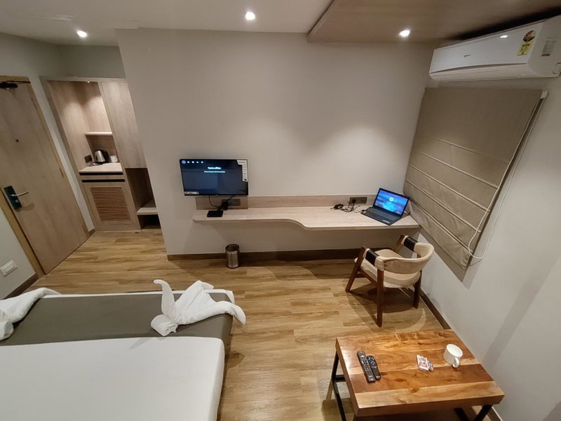 Firangipani Suites - A Corporate Boutique Hotel, Pānchuria, India