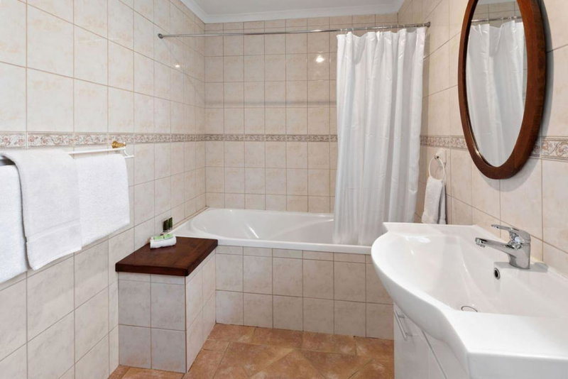 Clarendon Chalets, Mount Gambier, Australia