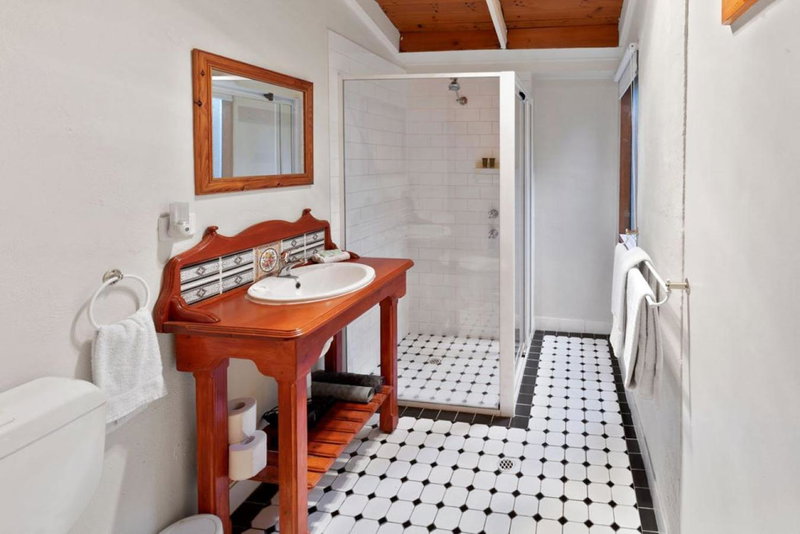 Clarendon Chalets, Mount Gambier, Australia