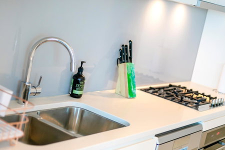 Lvl 59 Skytower Amazing Views CBD Wifi Carpark by Stylish Stays, Brisbane, Australia