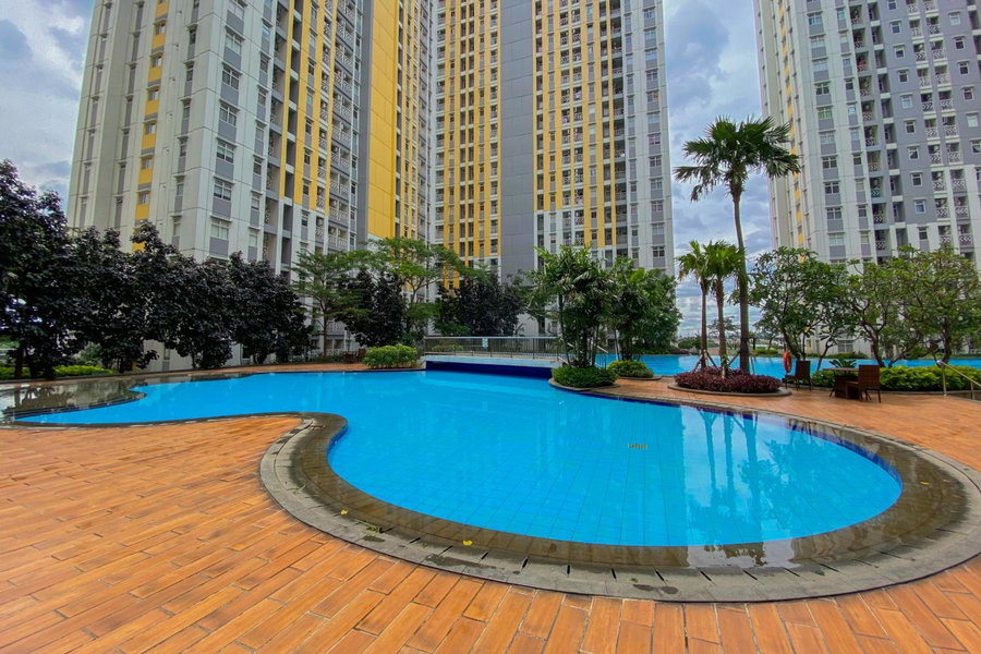 Comfort and Elegant 4BR Combined at Springlake Summarecon Bekasi Apartment By Travelio, Bekasi, Indonesia