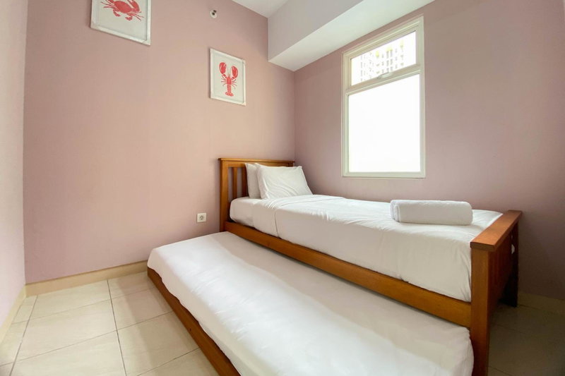 Comfort and Elegant 4BR Combined at Springlake Summarecon Bekasi Apartment By Travelio, Bekasi, Indonesia