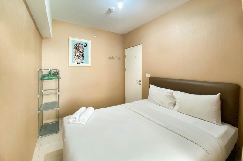 Comfort and Elegant 4BR Combined at Springlake Summarecon Bekasi Apartment By Travelio, Bekasi, Indonesia