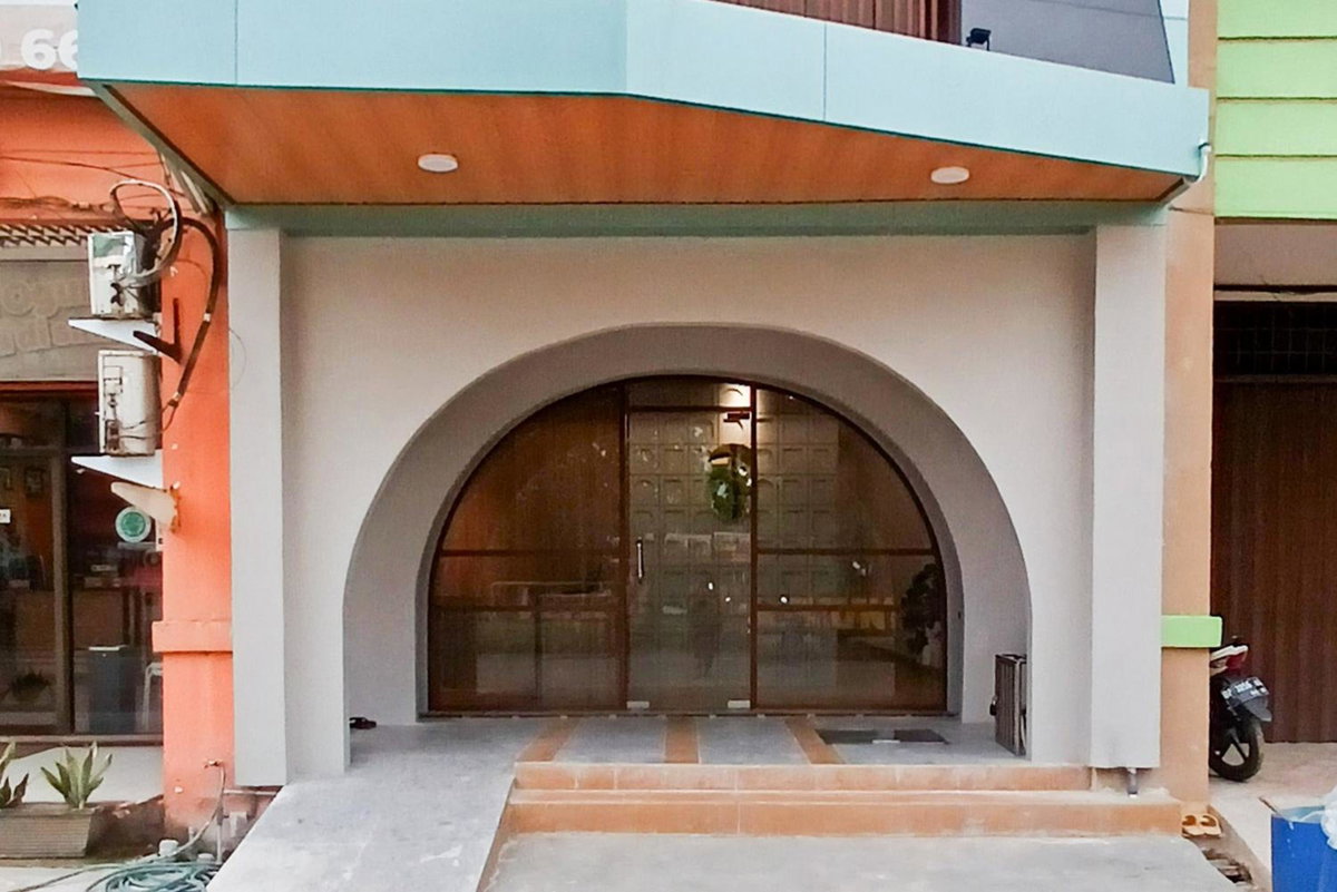 Hotel · Urbanview Hotel R House Batuaji, Kubuk