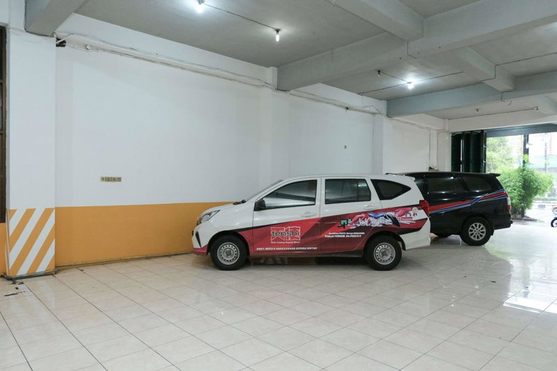 Griya Surya Hostel, Grogol, Indonesia