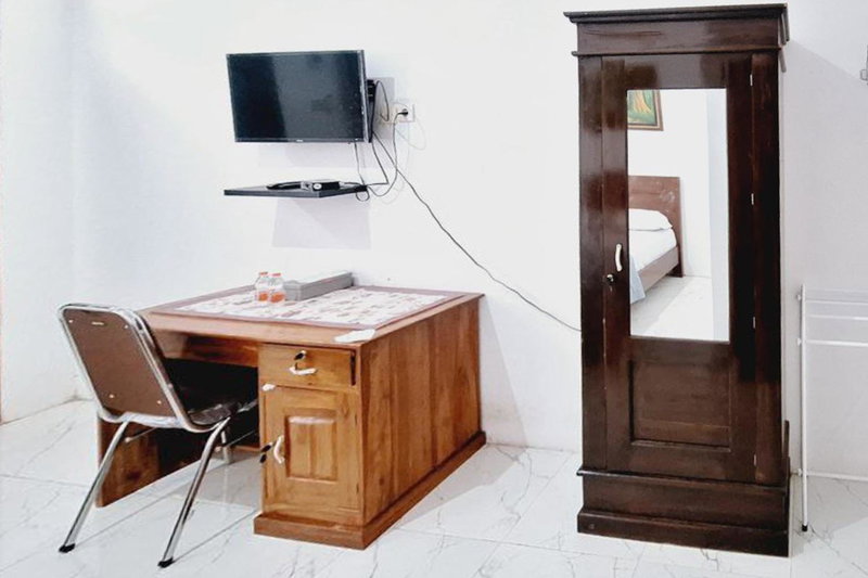 Ayani Guest House RedPartner, Blitar, Indonesia