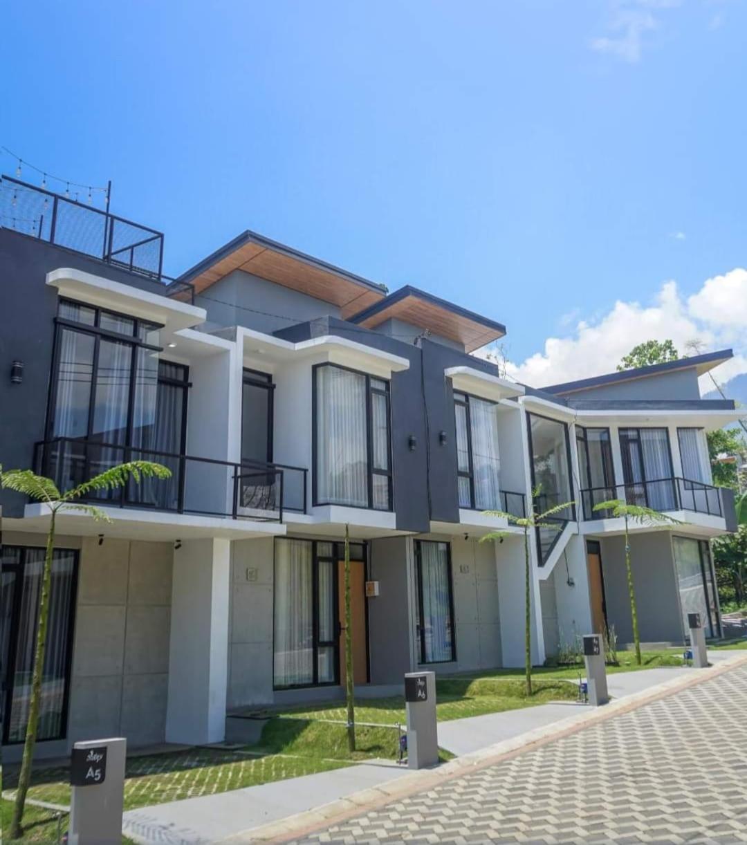 Villa Panderman Batu Malang, Indonesia
