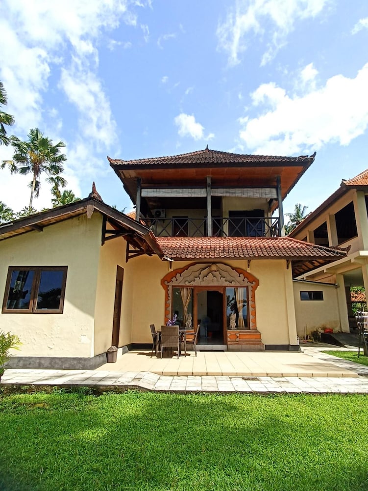 Villa Matanai, Indonésie
