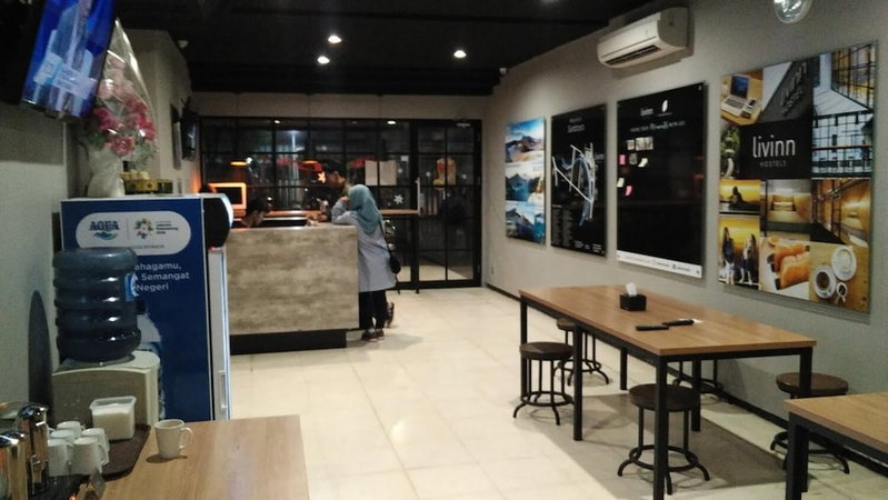 Livinn Hostel City Center Surabaya, Surabaya, Indonesia